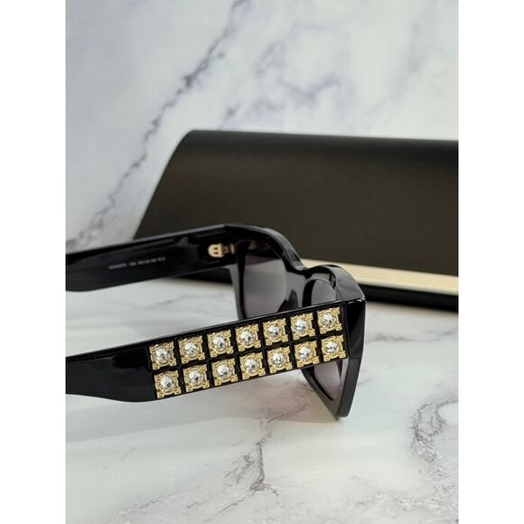NEW Givenchy GV40077I Cat Eye Black Crystal Sunglasses $700 main image 5